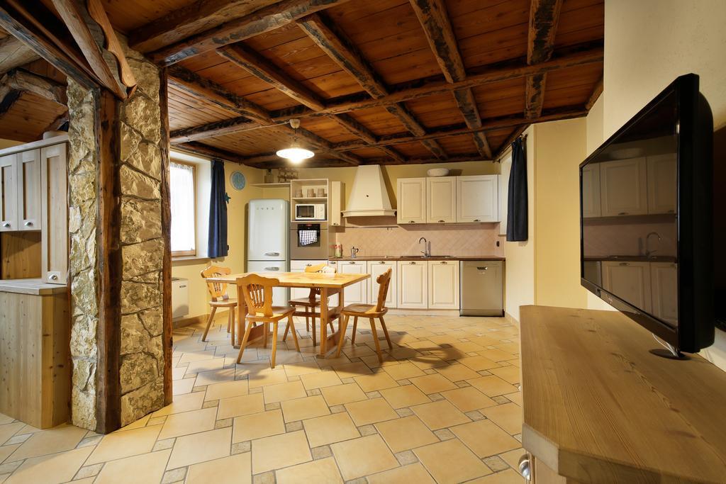 Appartamenti Dolomiti موينا المظهر الخارجي الصورة
